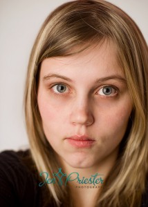 MI Newborn Photographer1 214x300