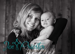 MI Newborn Photographer5 300x214