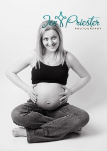Oakland Michigan Pregnancy Photos 214x300