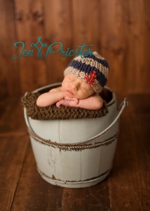 Saginaw Michigan Newborn Photography1 214x300