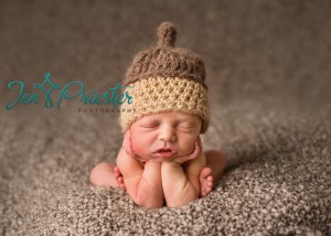 Newborn Posing Photography Acorn Knit Hat 300x214