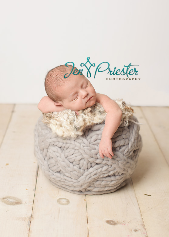 canton_michigan_newborn_photographer