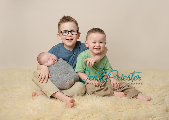ann arbor michigan newborn photographer